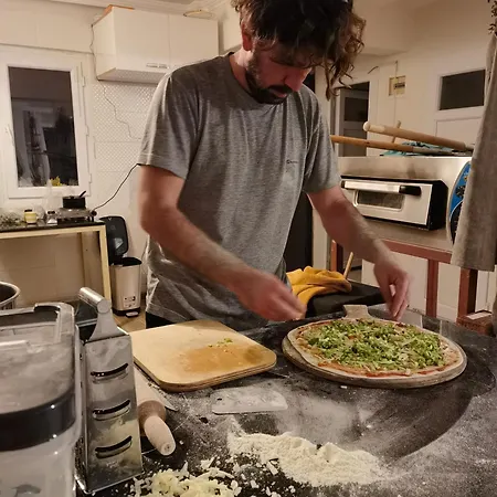 Πανσιόν Guezelbahce Yemek Atoelyesi *