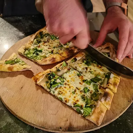 Guezelbahce Yemek Atoelyesi Πανσιόν