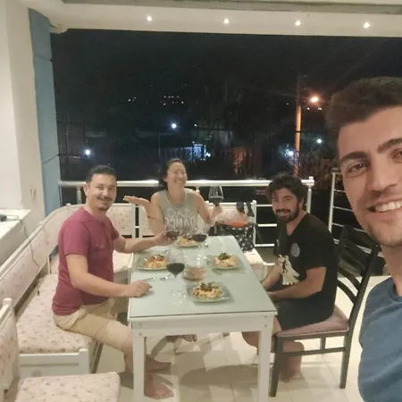 Guezelbahce Yemek Atoelyesi Guest house *