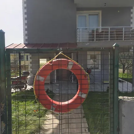 Guezelbahce Yemek Atoelyesi Guest house