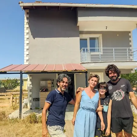 Πανσιόν Guezelbahce Yemek Atoelyesi