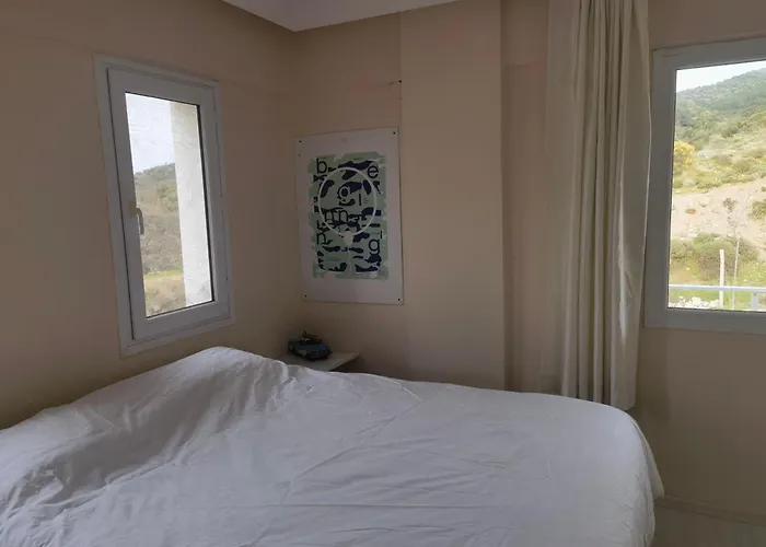 Guezelbahce Yemek Atoelyesi Pensjonat Izmir