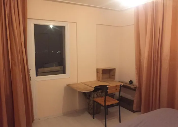 Πανσιόν Guezelbahce Yemek Atoelyesi *