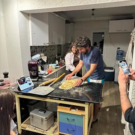 Guezelbahce Yemek Atoelyesi *