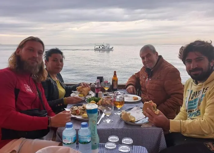 Guezelbahce Yemek Atoelyesi Vendégház