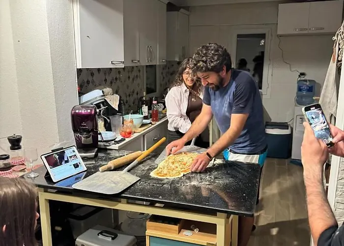 Guezelbahce Yemek Atoelyesi *